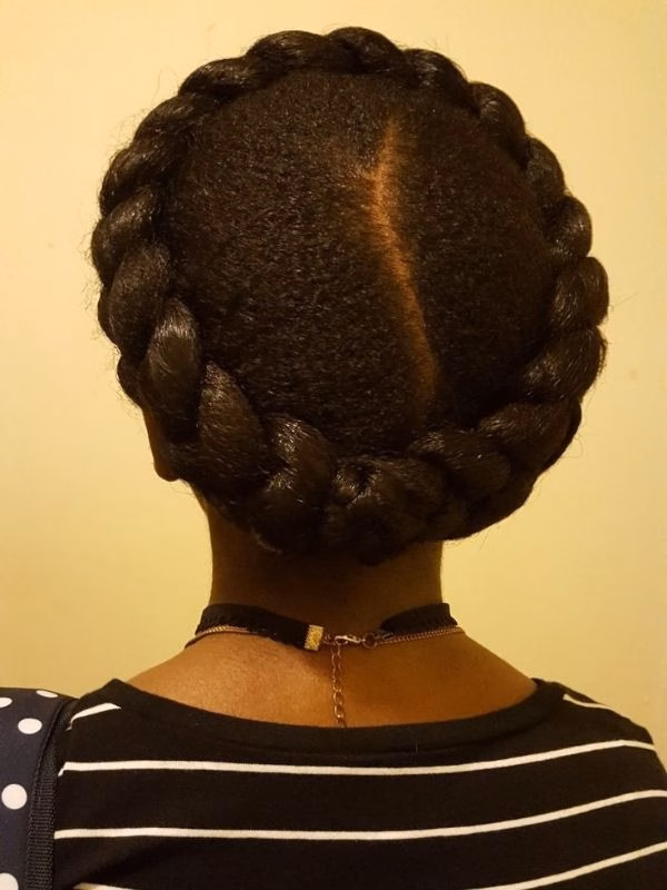 Bridal-Hairstyles-for-4c-Hair-That-Celebrate-Your-Curl-Pattern