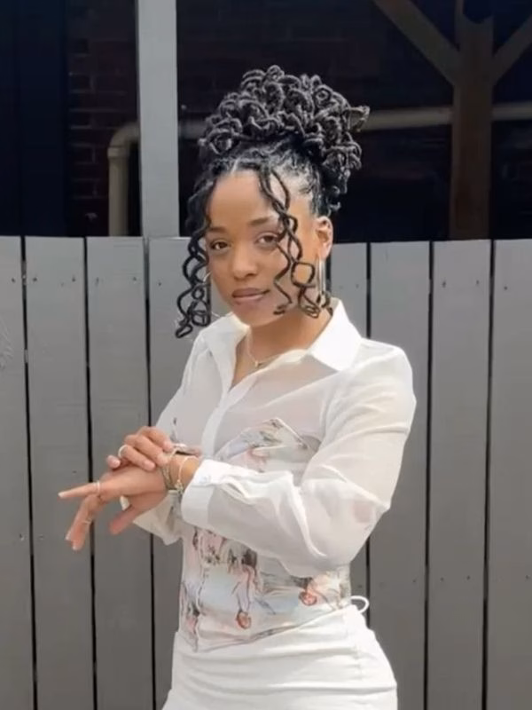Bridal-Locs-Styles-for-Every-Wedding-Theme
