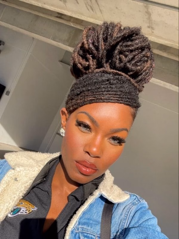 Elegant-Loc-Updos-for-Destination-Weddings