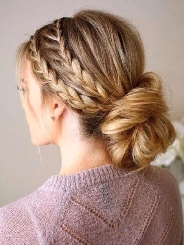 Stunning-Natural-Hair-Halo-Braid-Ideas-for-Brides