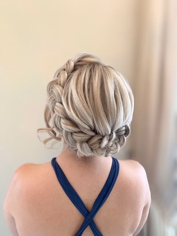 Stunning-Natural-Hair-Halo-Braid-Ideas-for-Brides