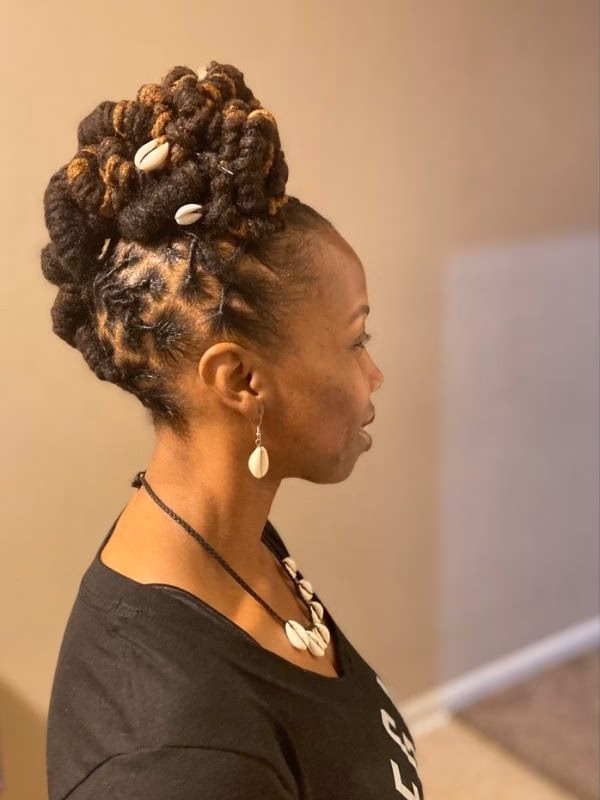 Stunning-Wedding-Locs-Updo-Ideas-for-Brides