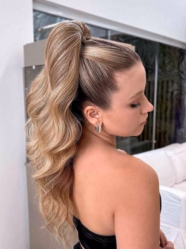 Summer-Bridal-Ponytail