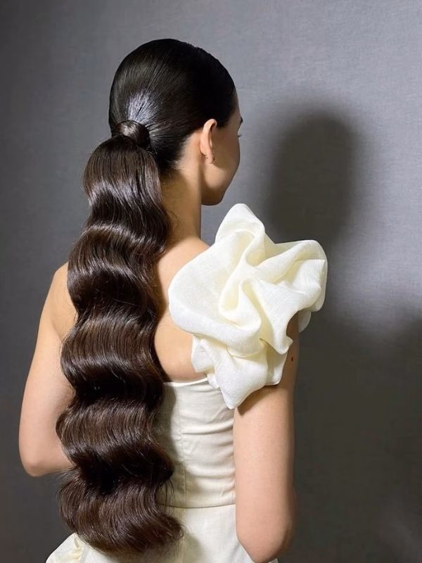 Summer-Bridal-Ponytail