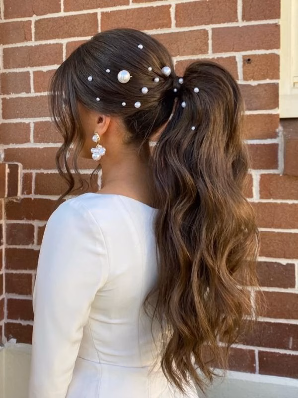 Summer-Bridal-Ponytail